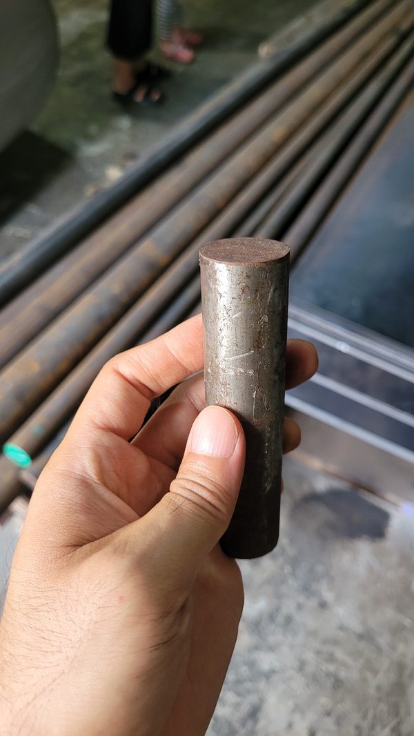 Besi as ST37 untuk pengerjaan komponen custom