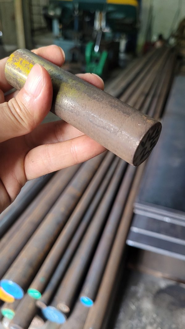Permukaan samping besi as VCN potong custom