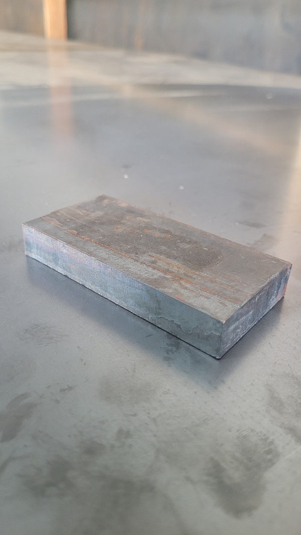 Contoh material Baja Plat ST42 potong ukuran