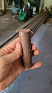 Contoh besi as bulat SS400 untuk komponen custom
