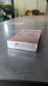 Permukaan dan sisi tebal plat besi SS400